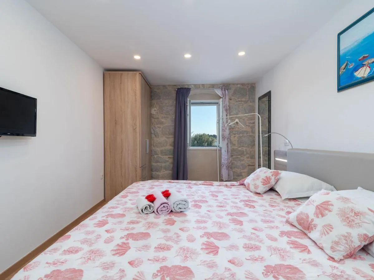 ספליט Apartment Lara'S House By Interhome 0*,  קרואטיה