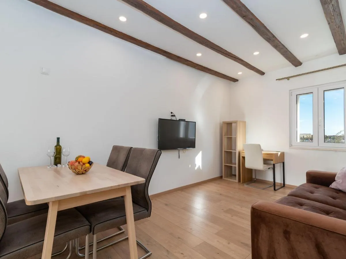 ספליט Apartment Lara'S House By Interhome